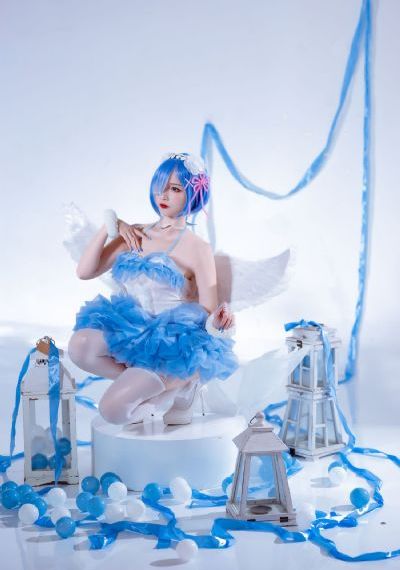 欧美激AAAA精品日本三纫片_4K全集在线观看