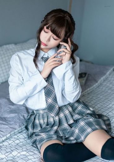 美女和男生一起努力的生猴_1080高清完整版播放
