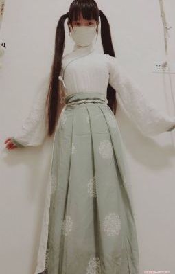 mememe视频完整版在线观看_720电影完整版