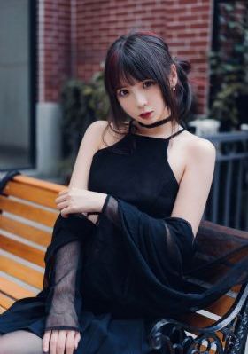 亚洲啪AⅤ永久无码精品放毛片_720免费高清观看