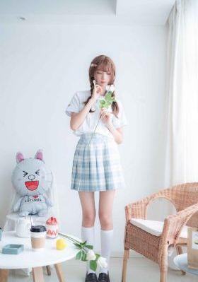 蜜桃视频视频免费在线_720高清在线